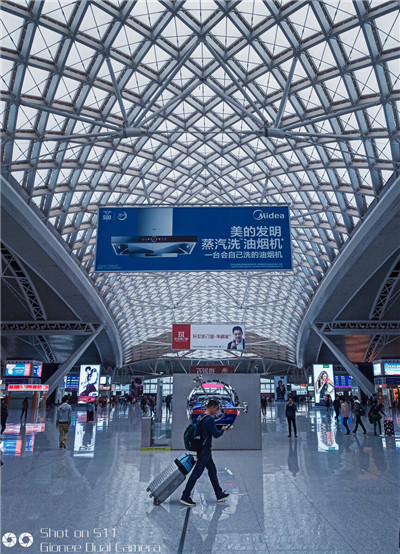 深圳有全套服务的酒店吗